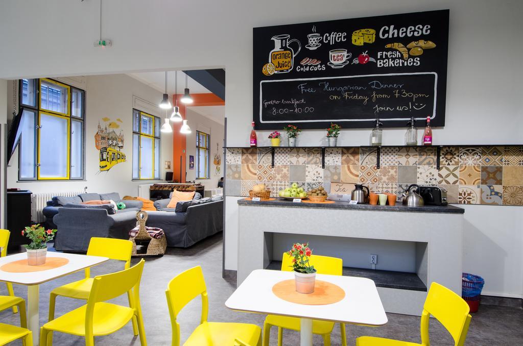 Goodmo House Hostel Budapest Ngoại thất bức ảnh