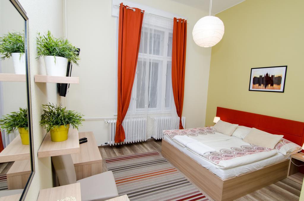 Goodmo House Hostel Budapest Ngoại thất bức ảnh