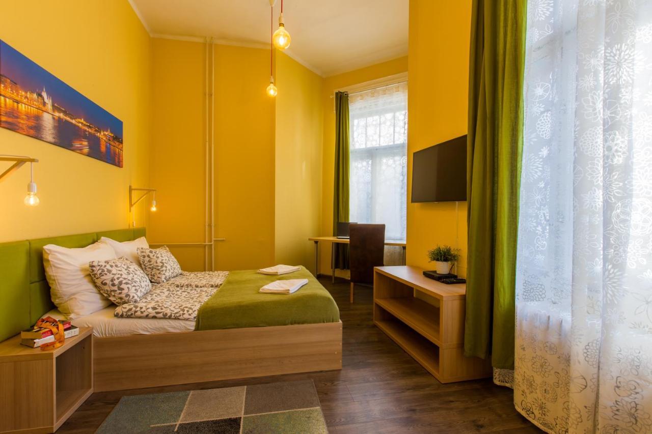 Goodmo House Hostel Budapest Ngoại thất bức ảnh