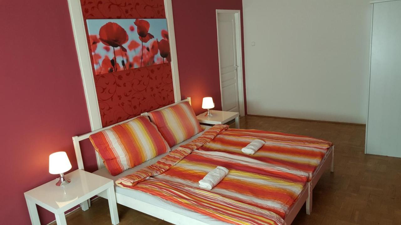 Goodmo House Hostel Budapest Ngoại thất bức ảnh