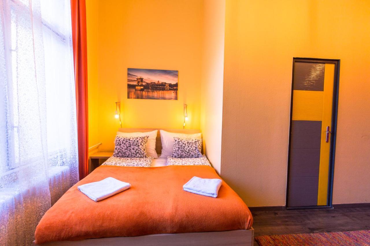 Goodmo House Hostel Budapest Ngoại thất bức ảnh