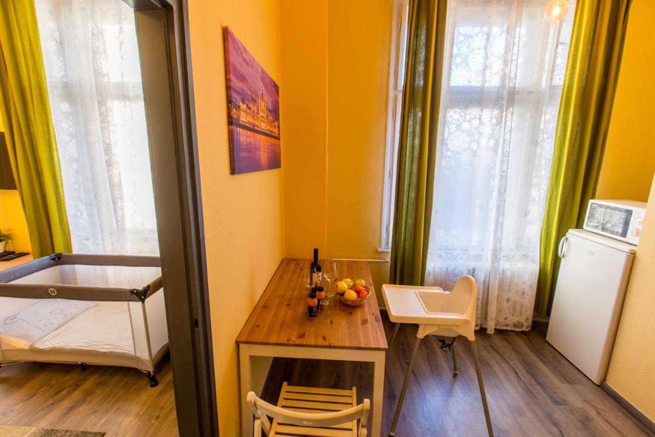 Goodmo House Hostel Budapest Ngoại thất bức ảnh